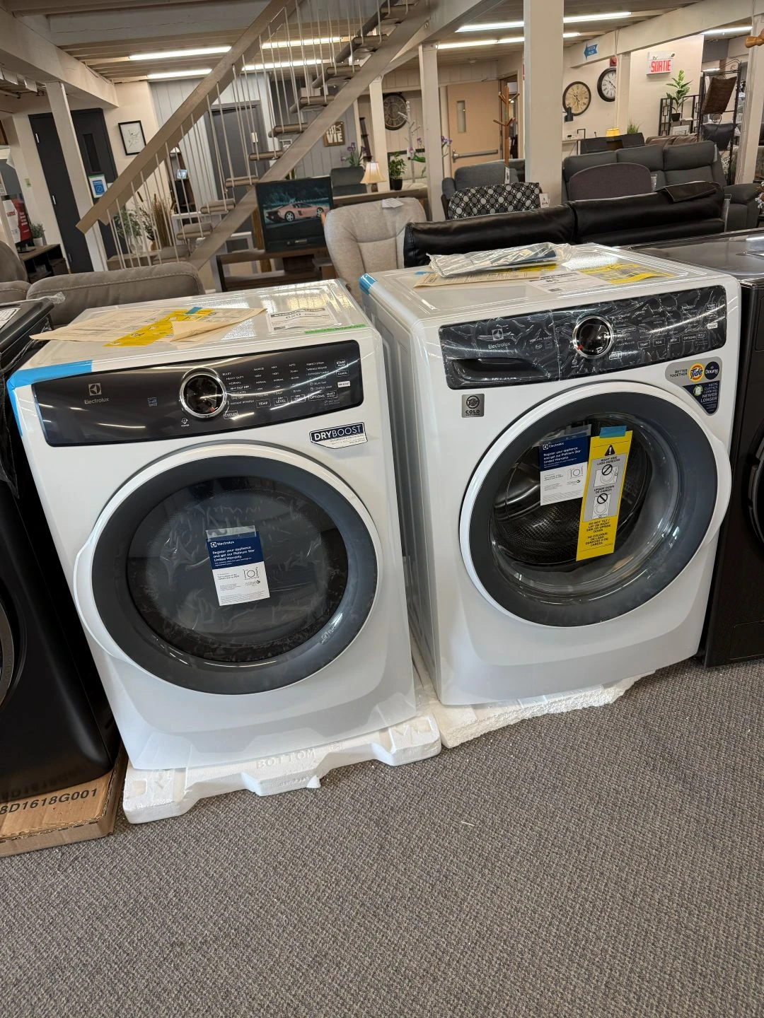 Ensemble laveuse & sécheuse Electrolux – 27 pouces, 5,2 pi³ / 8 pi³, vapeur, empilable, blanc – ELFW7437AW & ELFE743CAW - Image 6