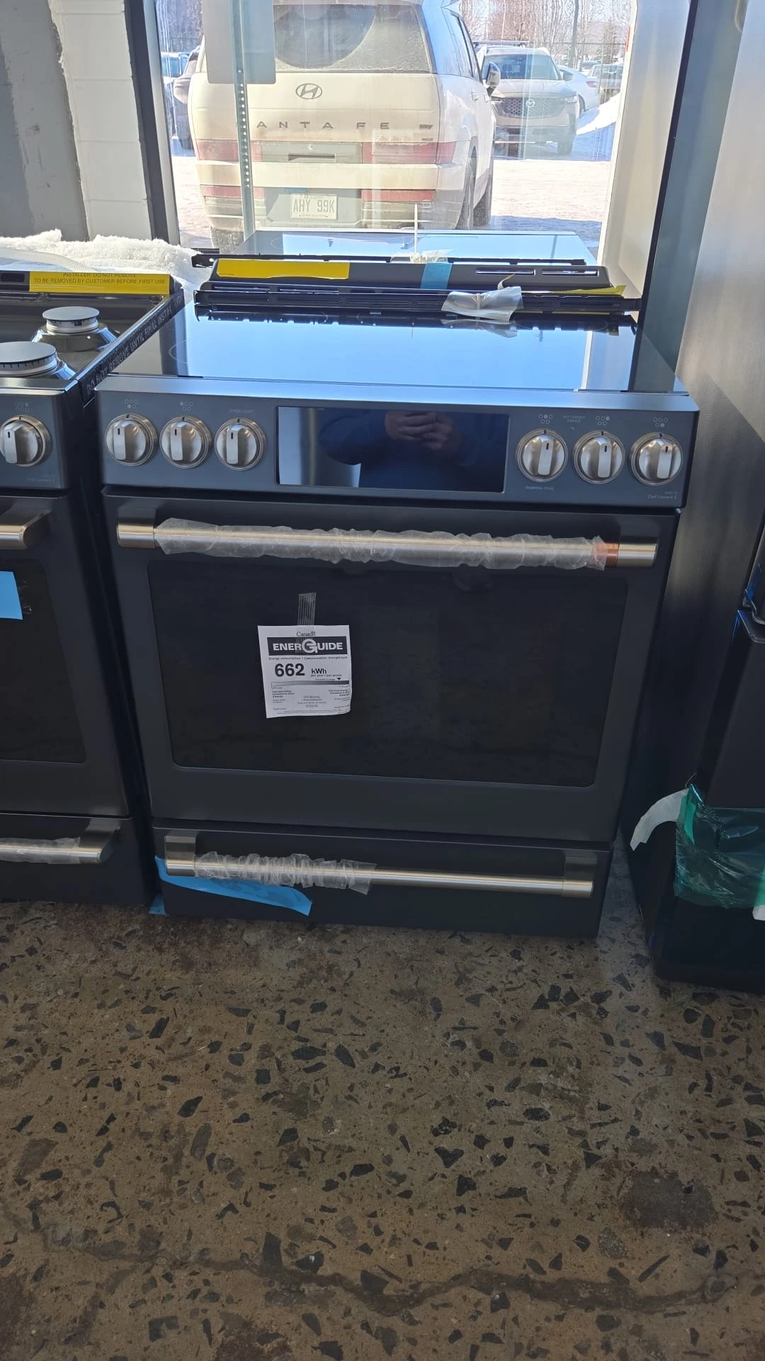 Cuisinière à gaz GE Café – 30 pouces, 5,6 pi³, noir – CCGS700P3MD1 – Image 8