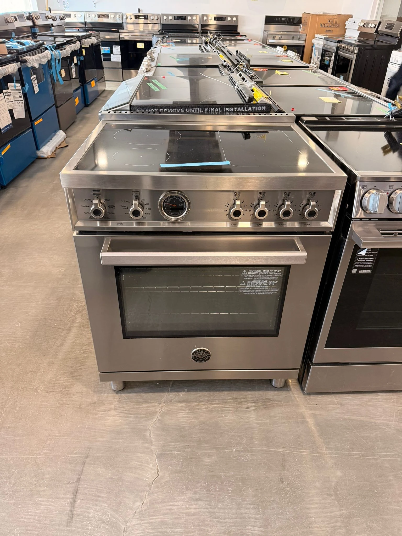 Cuisinière Bertazzoni inox 30 pouces, 4,7 pi³, induction – PROF304INSXT – Image 3