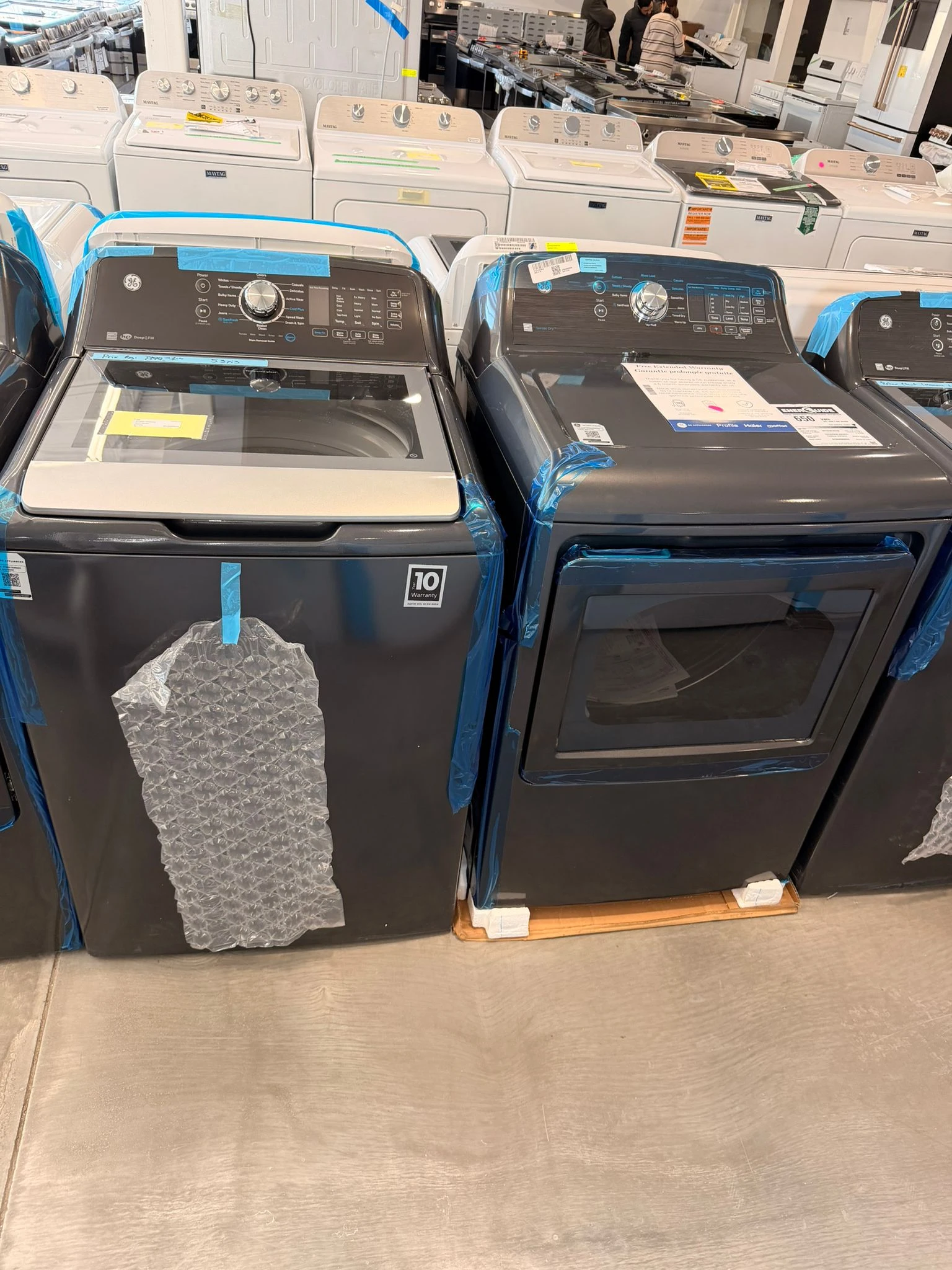 Ensemble laveuse & sécheuse GE – 27 pouces, 5.3 pi³ / 7.4 pi³, blanc – GTW681BMRDG & GTD65EBMRDG - Image 4