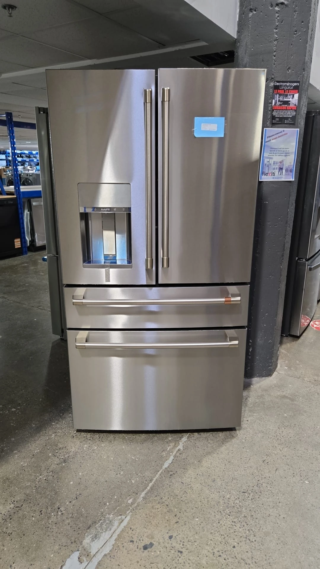 Réfrigérateur à portes françaises GE Café – 36 pouces, 22,3 pi³, profondeur de comptoir, inox – CXE22DP2PS1 - Image 6