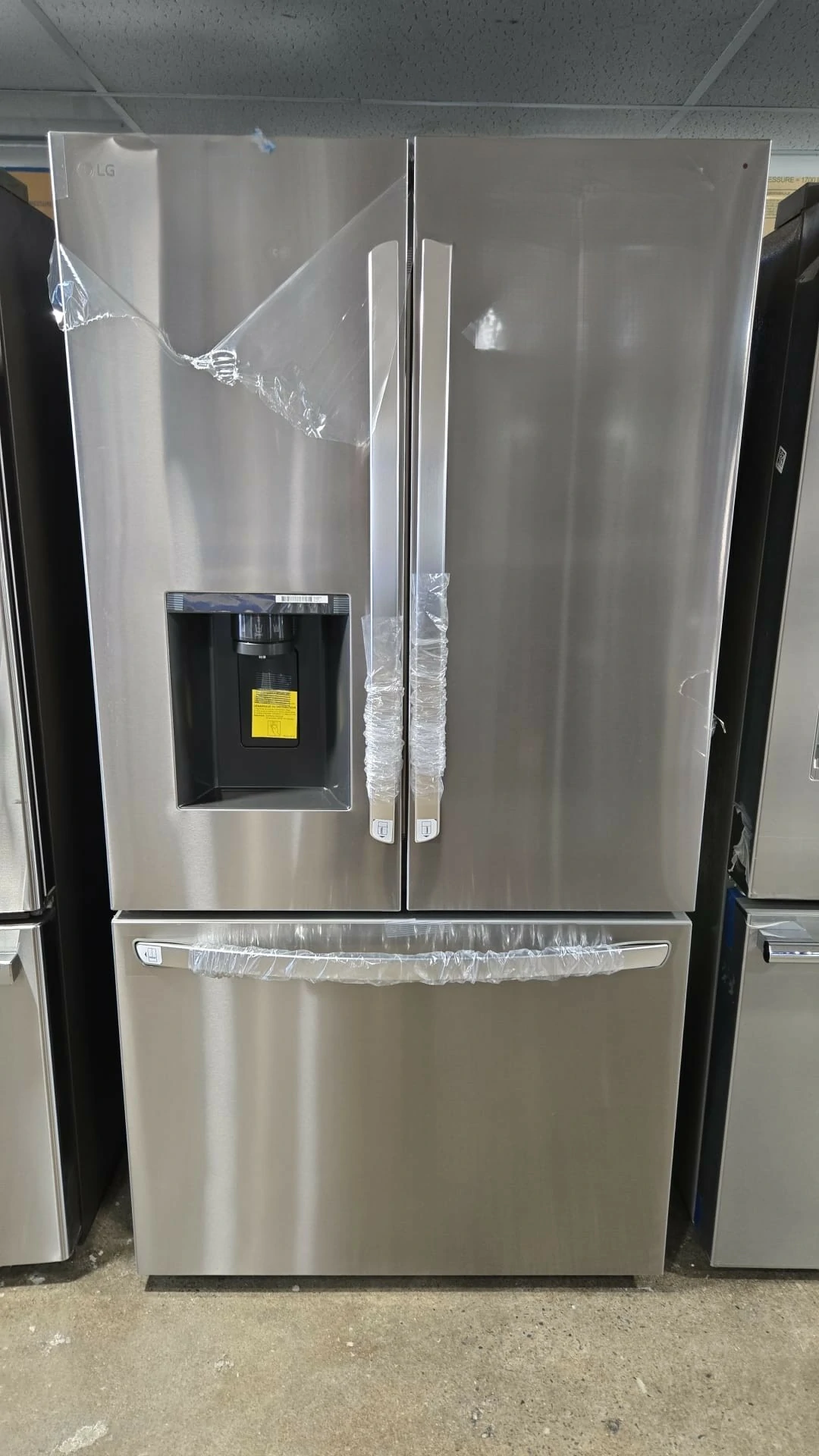 Réfrigérateur à profondeur de comptoir à portes françaises LG, 36 pouces avec eau et glace, inox – LRFXC2606S - Image 6