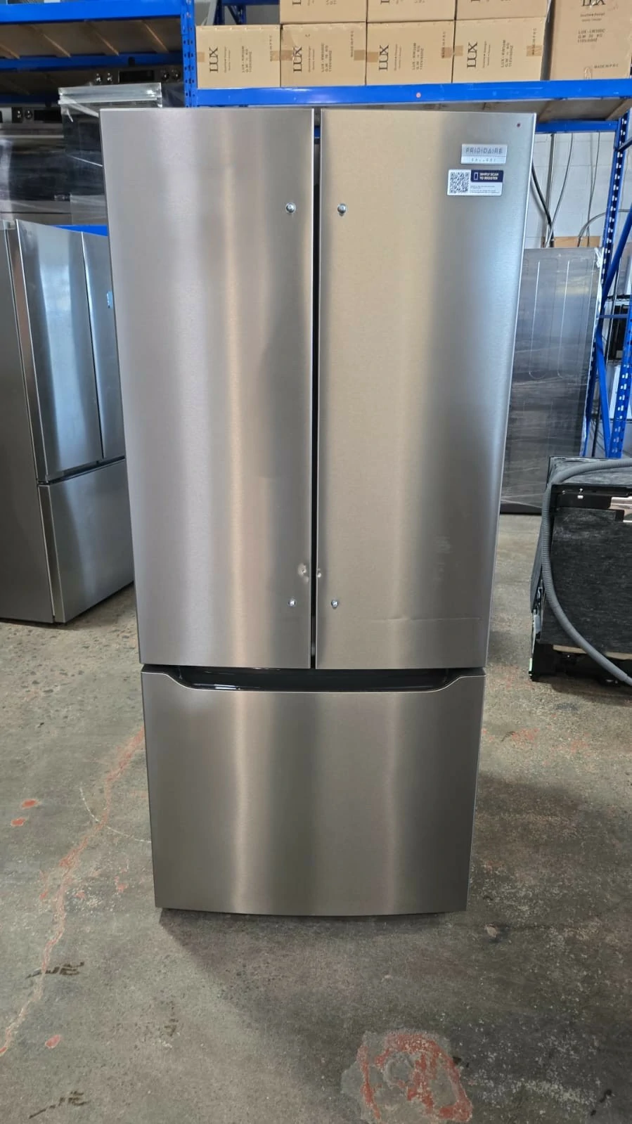 Réfrigérateur FRIGIDAIRE GALLERY à portes françaises, 30 pouces avec eau et glace, inox – GRFN2023AF - Image 6