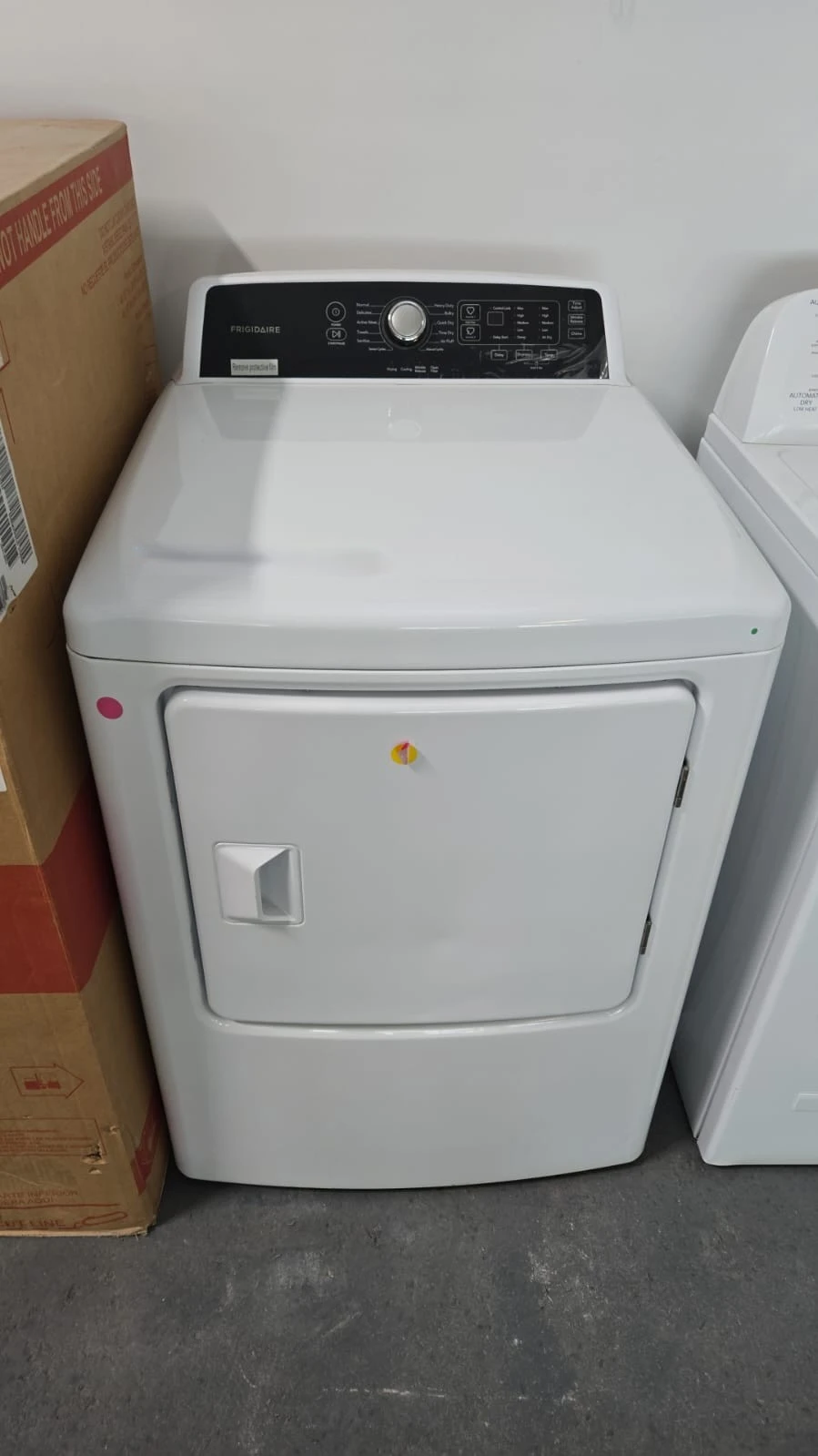 Sécheuse au gaz Frigidaire – 27 pouces, 4 réglages de température, blanc – FFRG4120SW2 - Image 6