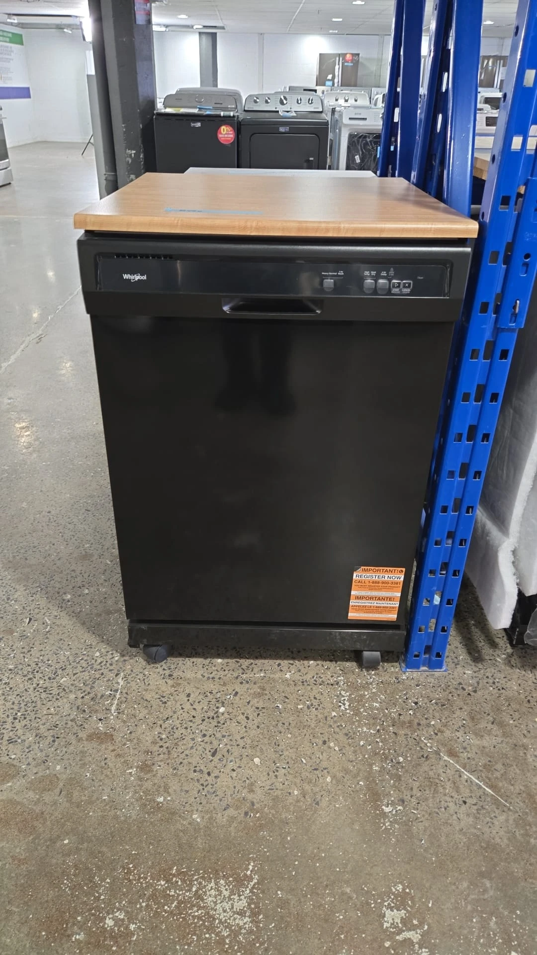 Lave-vaisselle portatif Whirlpool – 24 pouces, 64 dB, 12 couverts, noir – WDP370PAHB - Image 5