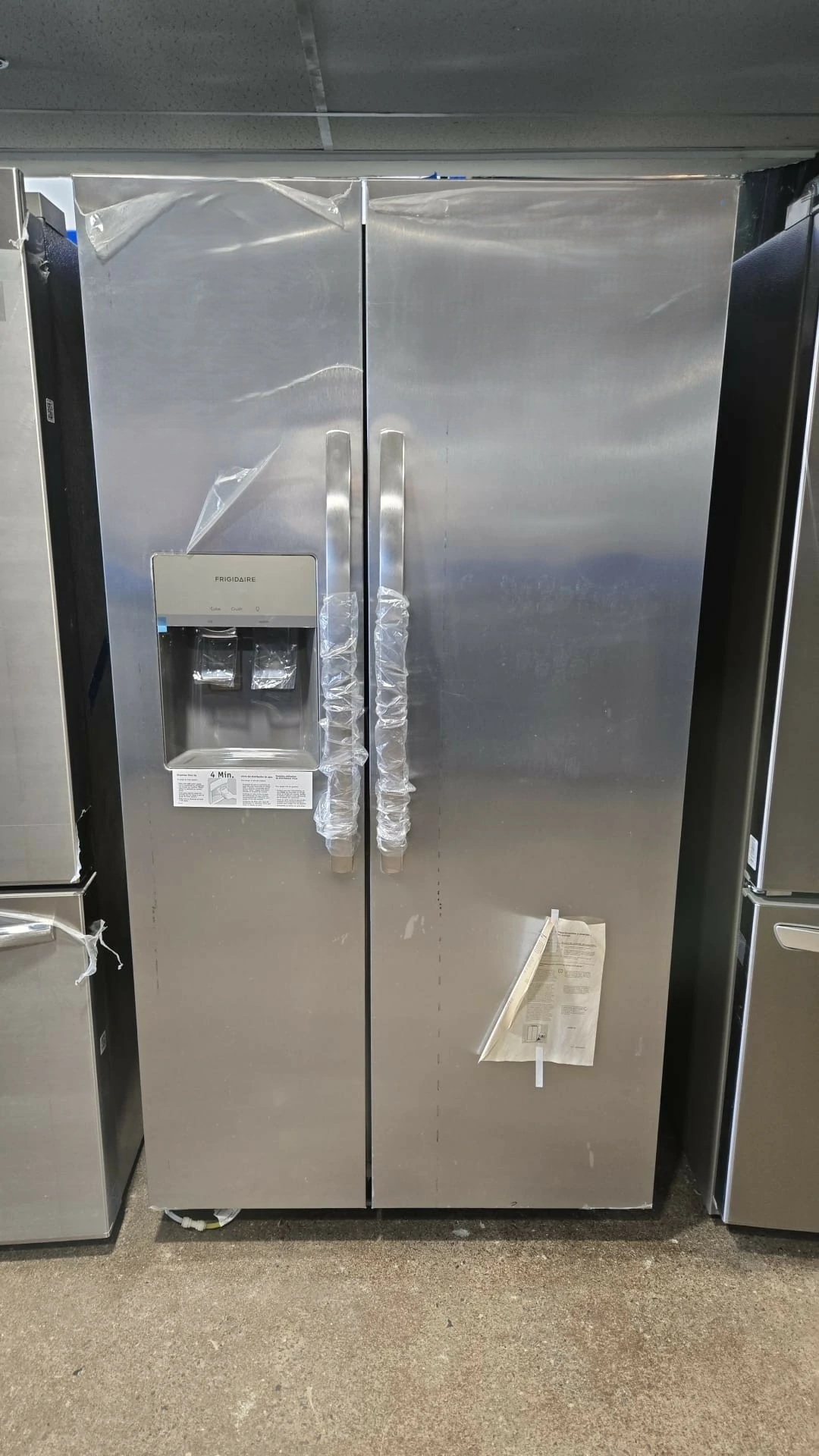 Réfrigérateur côte-à-côte Frigidaire, 36 pouces avec eau et glace, inox – FRSS2623AS - Image 5