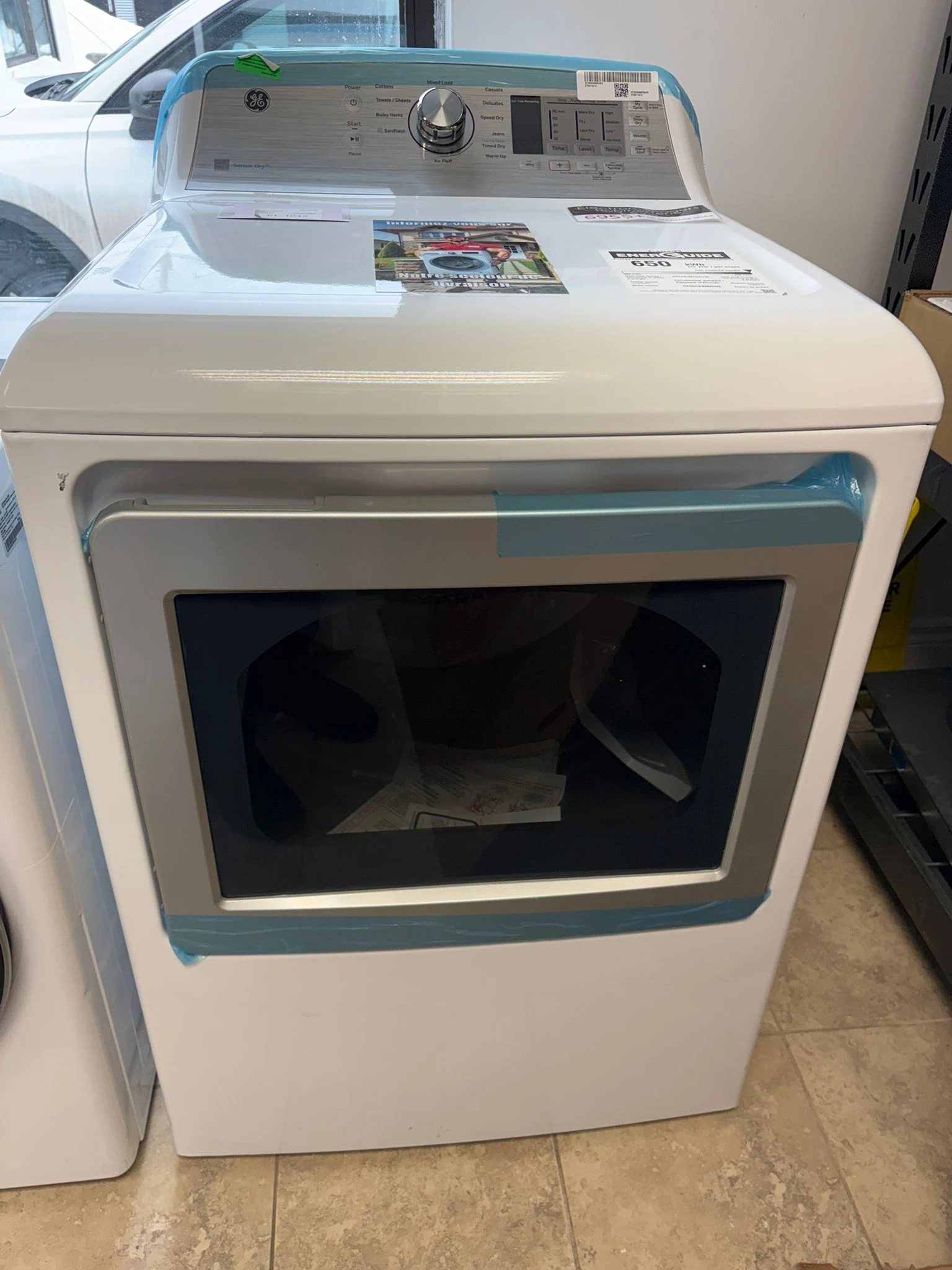 Sécheuse électrique à chargement frontal GE, 27 pouces, 7,4 pi³, blanche – GTD65EBMRWS - Image 4