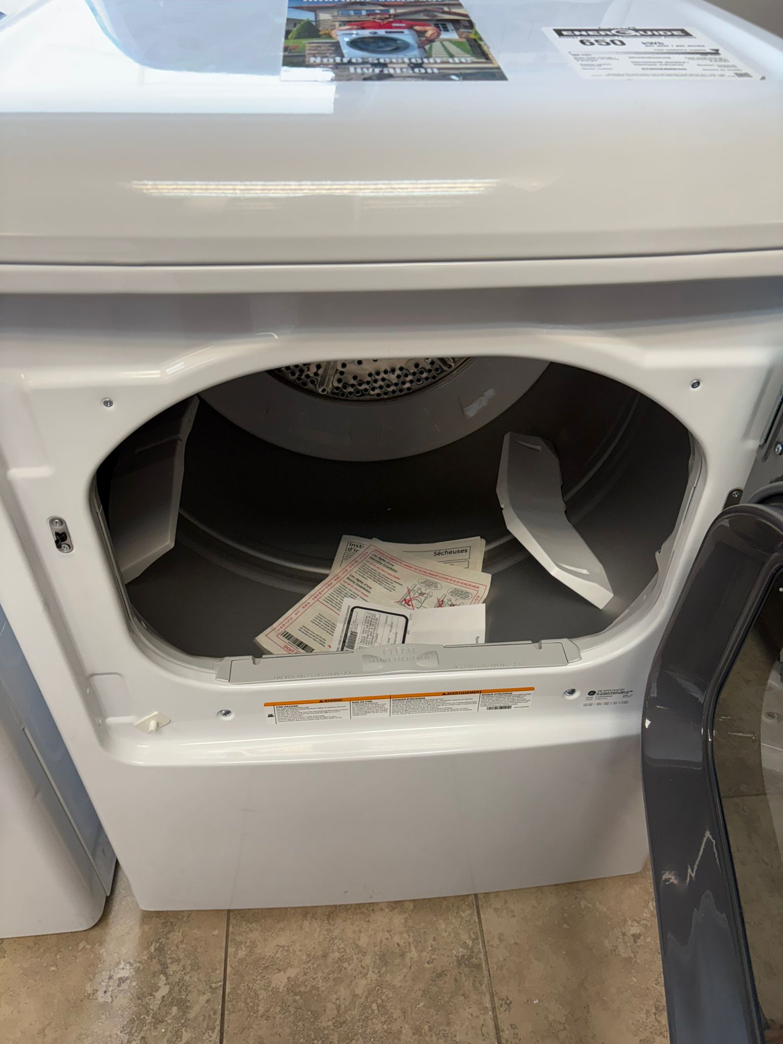 Sécheuse électrique à chargement frontal GE, 27 pouces, 7,4 pi³, blanche – GTD65EBMRWS - Image 5