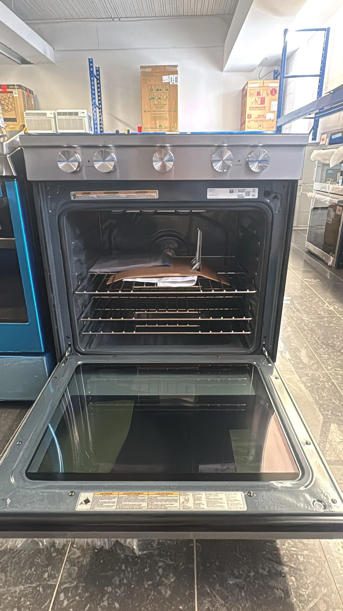Cuisinière électrique Whirlpool, 30 pouces, 5 brûleurs ,convection, Acier inoxydable – YWEEA25H0HZ – Image 6
