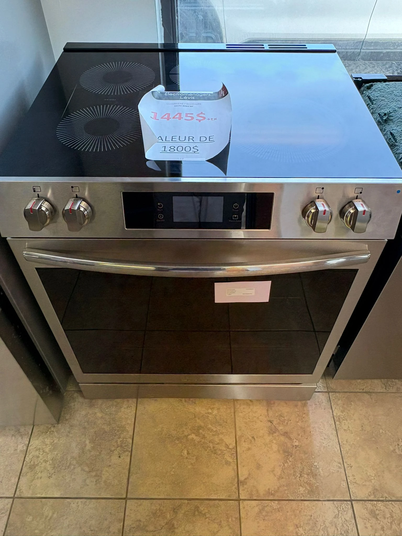 Ensemble cuisine Frigidaire inox – réfrigérateur, cuisinière électrique et lave-vaisselle - FRFN2823AS + FDHP4336AS + GCFE306CBF - Image 9