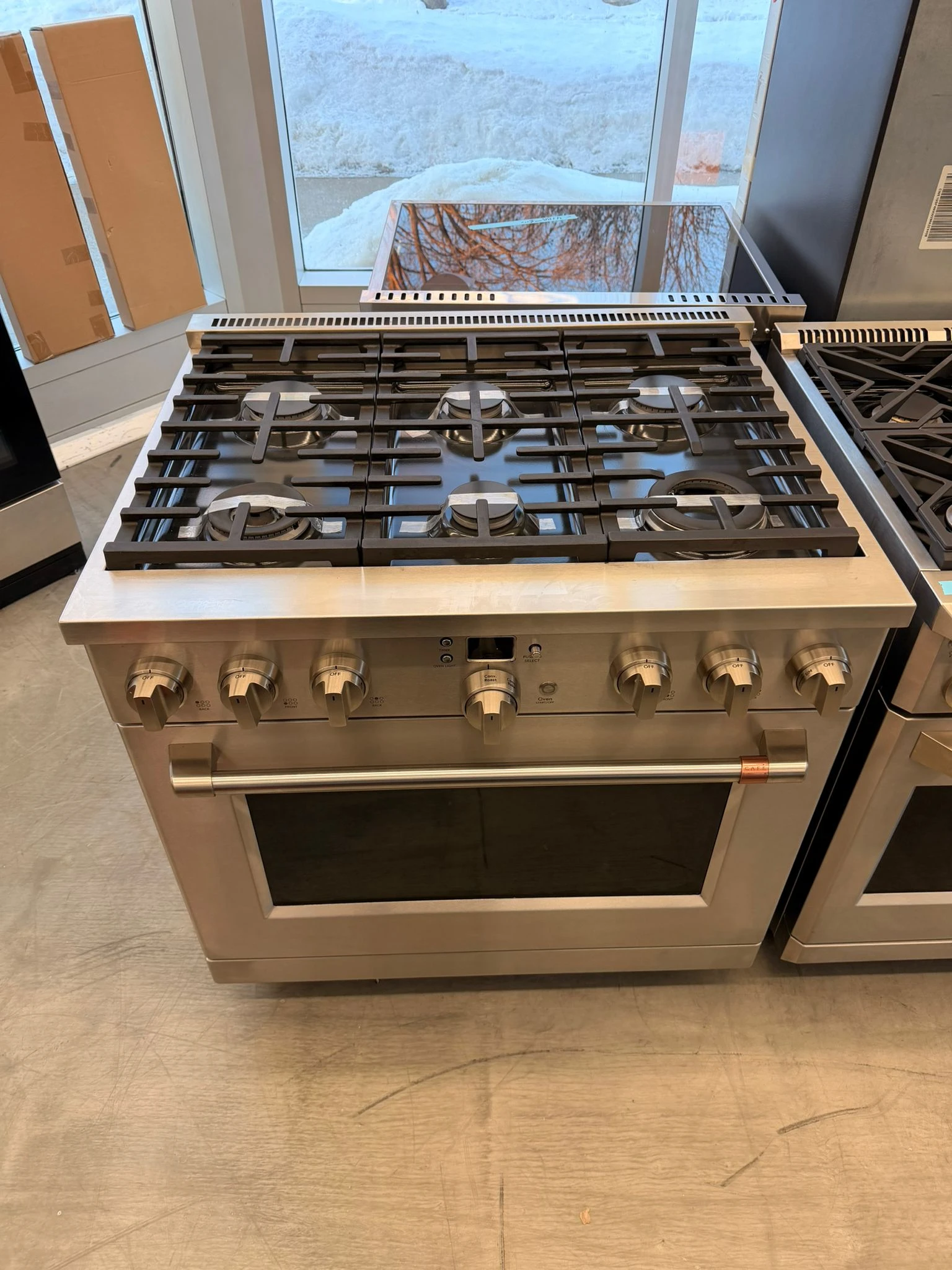 Cuisinière à gaz GE Café – 36 pouces, 6,2 pi³, Acier inoxydable – CGY366P2T1S1 – Image 6