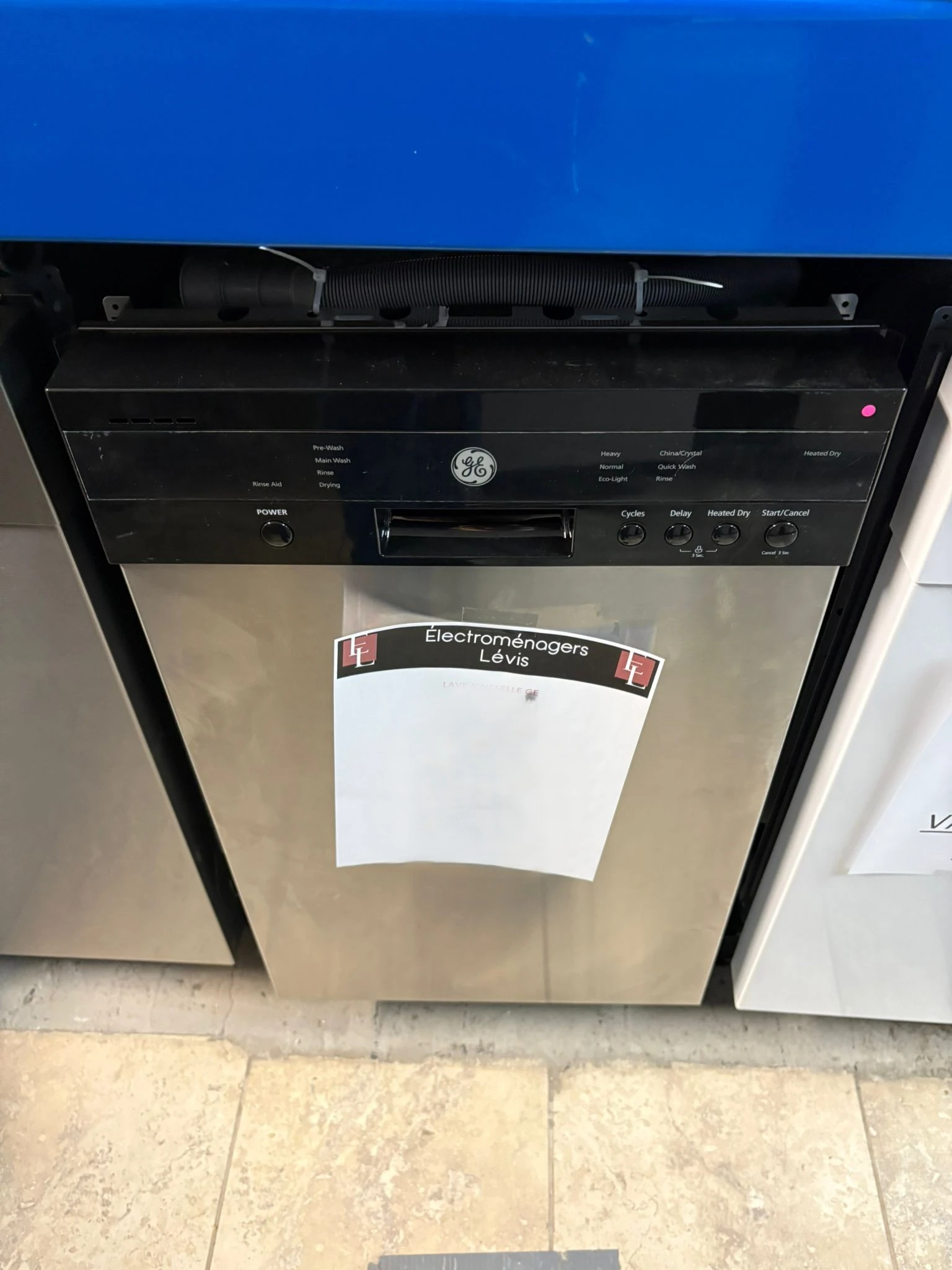 Lave-vaisselle GE, 18 pouces,52 dB, 6 cycles, Acier inoxydable – GBF180SSMSS – Image 4