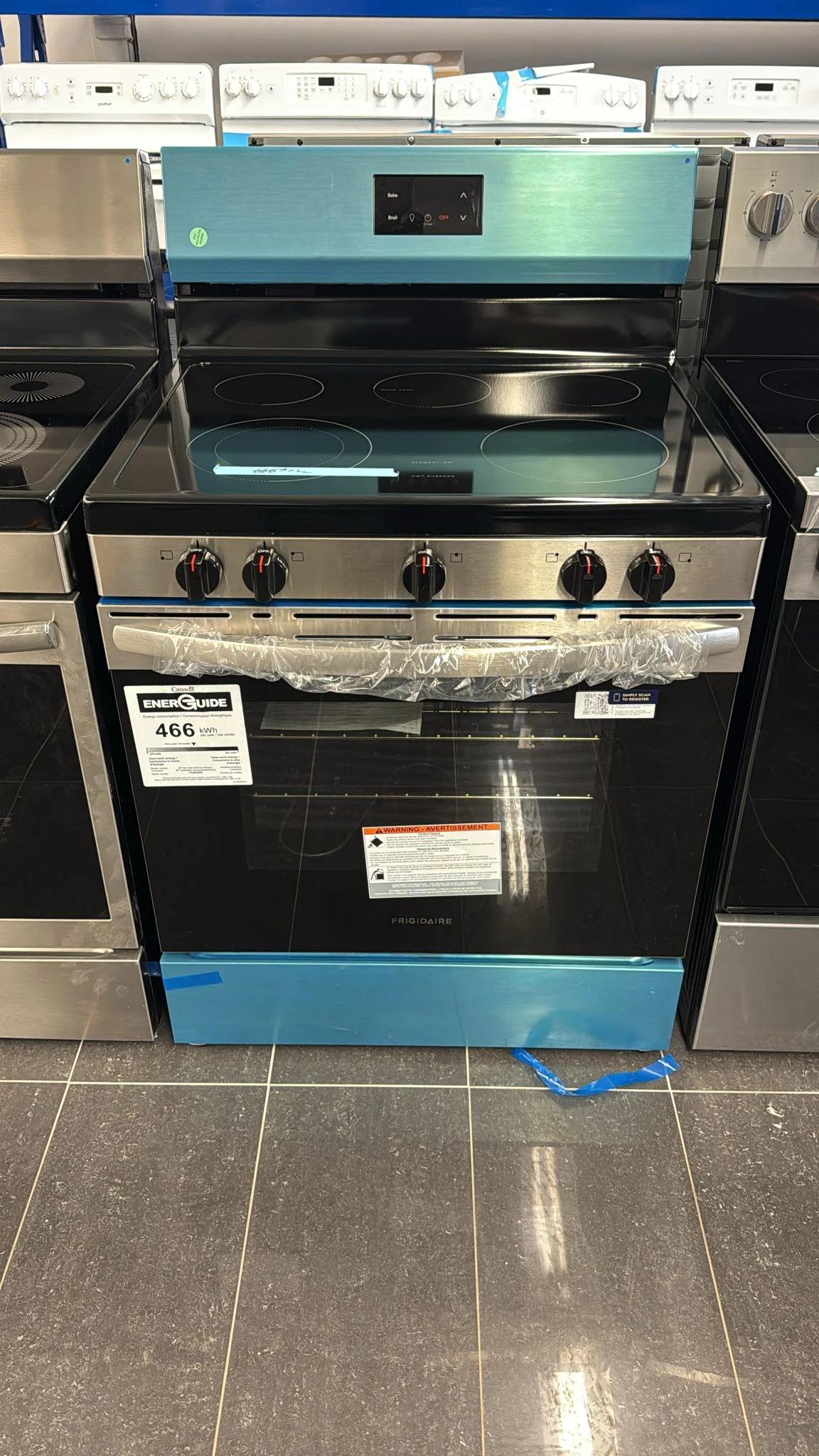 Cuisinière Frigidaire inox 30 pouces, 5,3 pi³, électrique – FCRE305CBS – Image 5