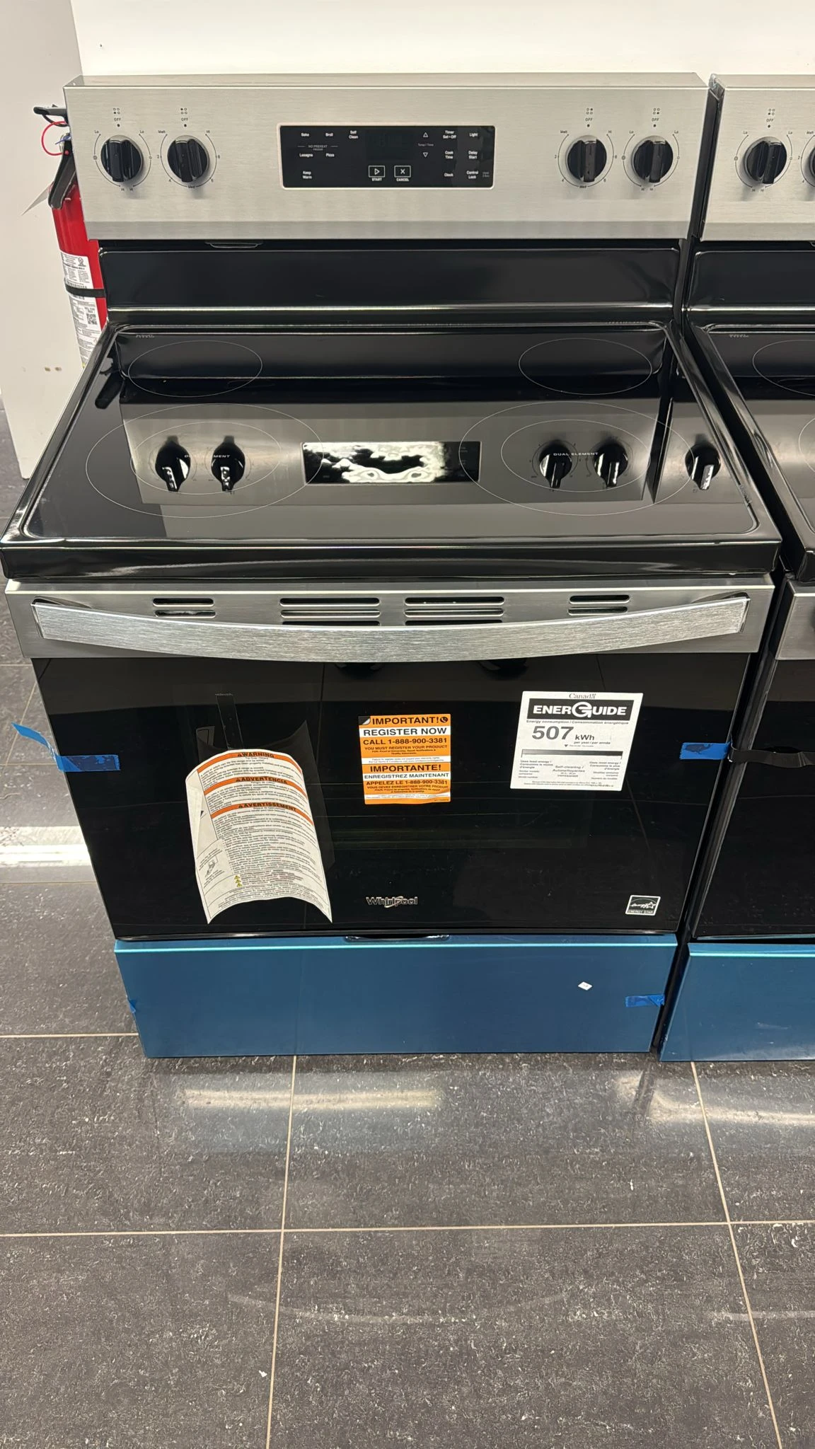 Cuisinière Whirlpool inox 30 pouces, 5,3 pi³, électrique – YWFES3530RS – Image 7