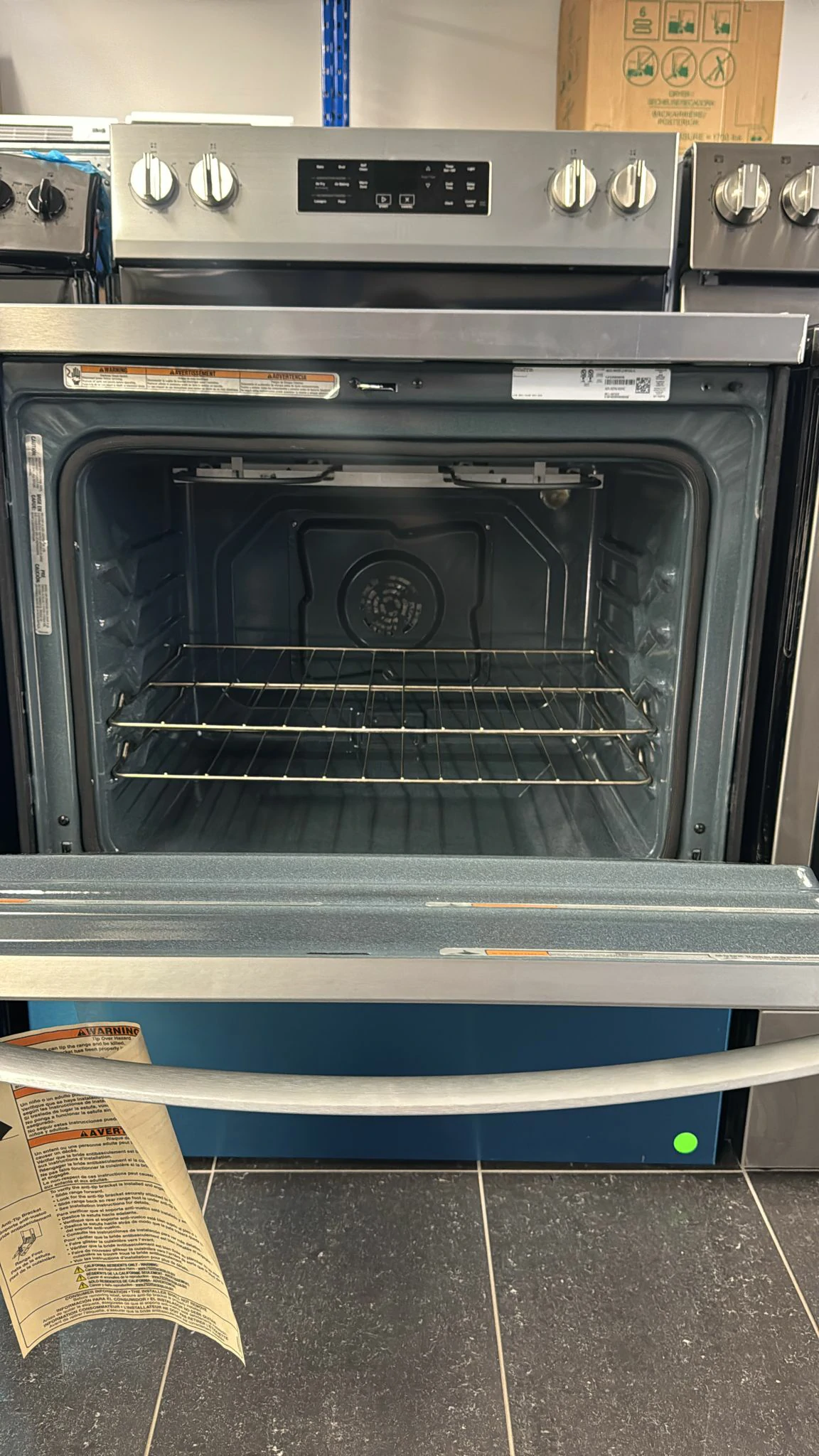 Cuisinière électrique Whirlpool 30 pouces acier inoxydable – YWFES5030RZ – Image 5