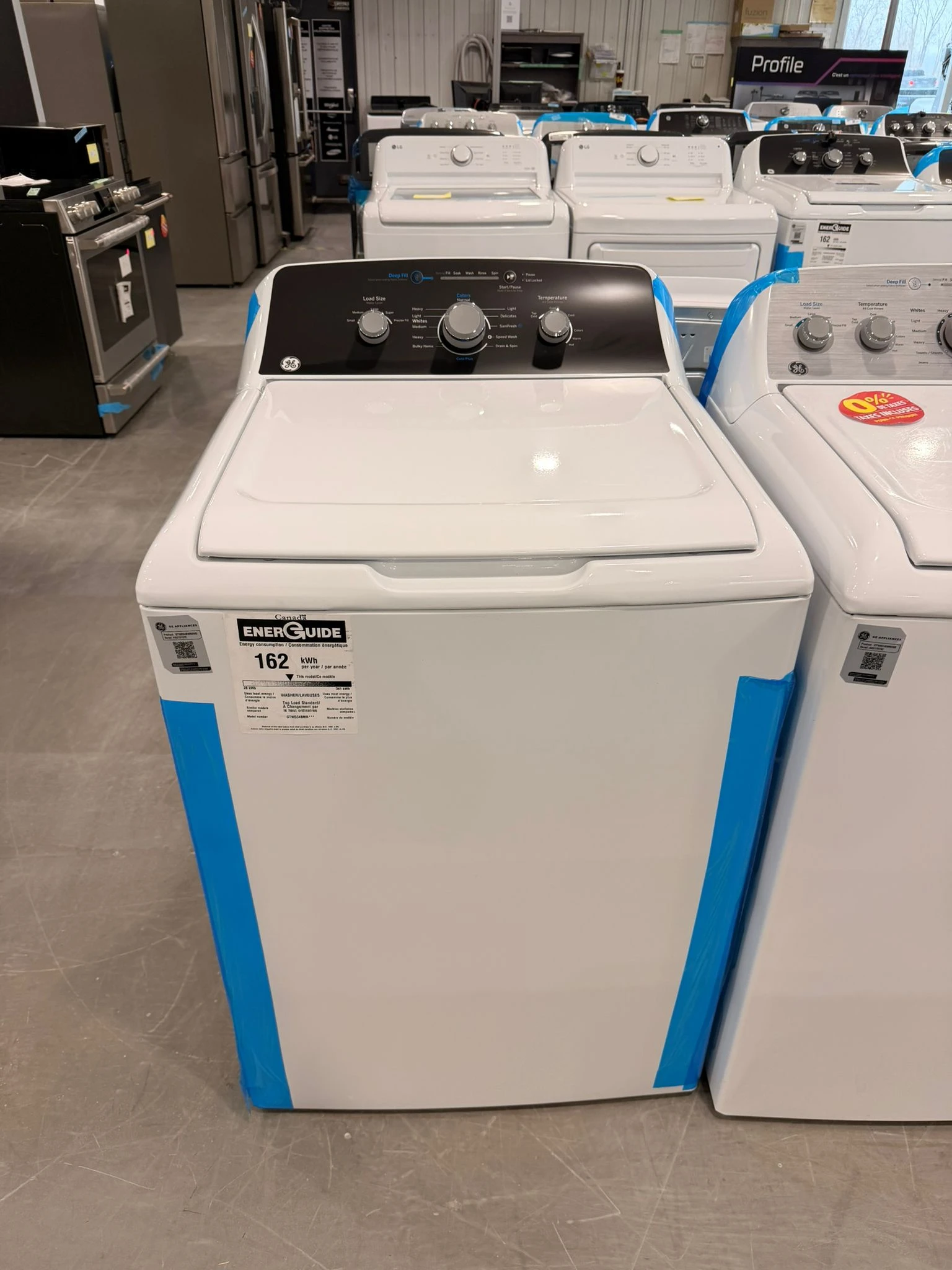 Laveuse GE – chargement vertical 27 pouces, 4,4 pi³, blanc – GTW334BMRWS - Image 4