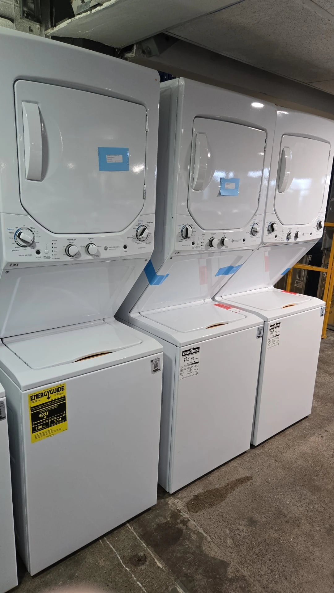 Centre de buanderie GE blanc 24 pouces, laveuse 2,6 pi³ + sécheuse 4,4 pi³ – GUD24ESMMWW – Image 7