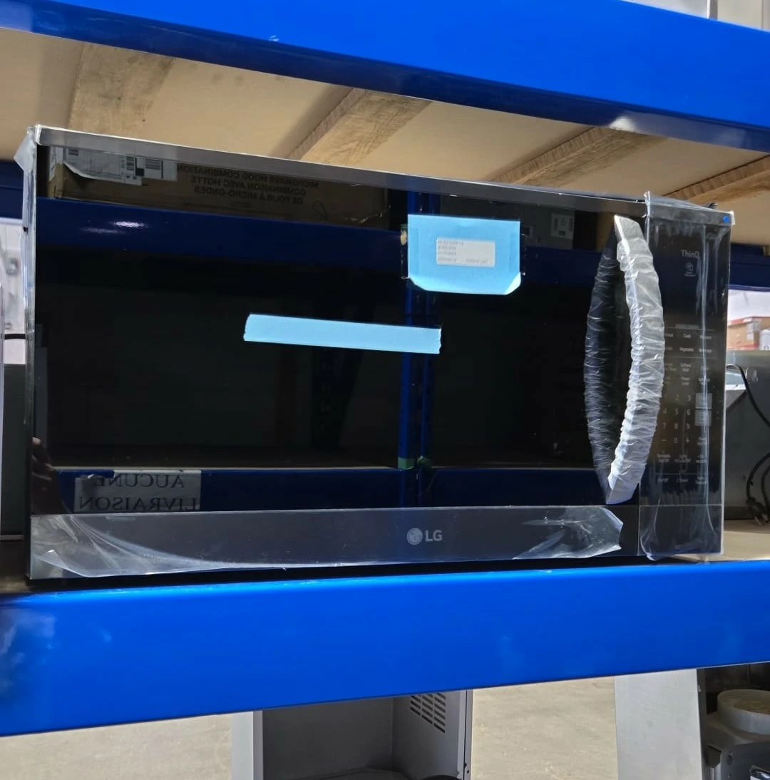 Micro-ondes LG avec hotte intégrée acier inoxydable noir 30 pouces – MVEM1825D – Image 5